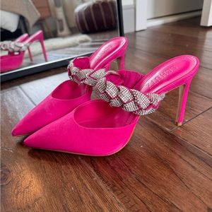 Hot pink heals